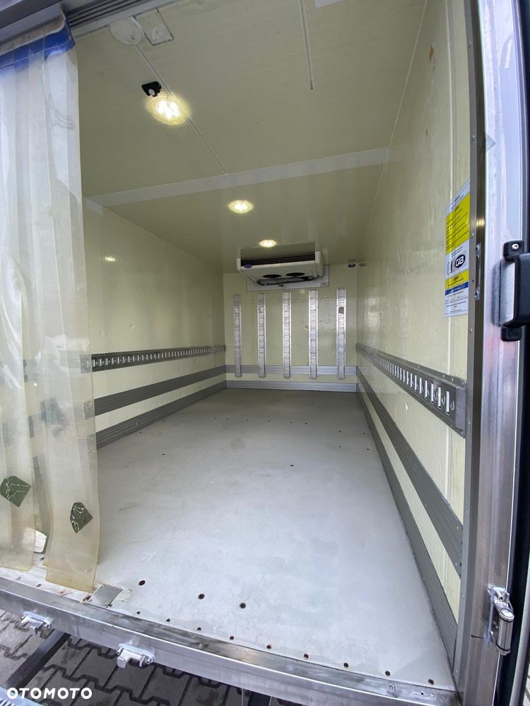 Iveco DAILY 35-140 HI-MATIC KONTENER CHŁODNIA MROŹNIA NISKI PRZEBIEG - 24