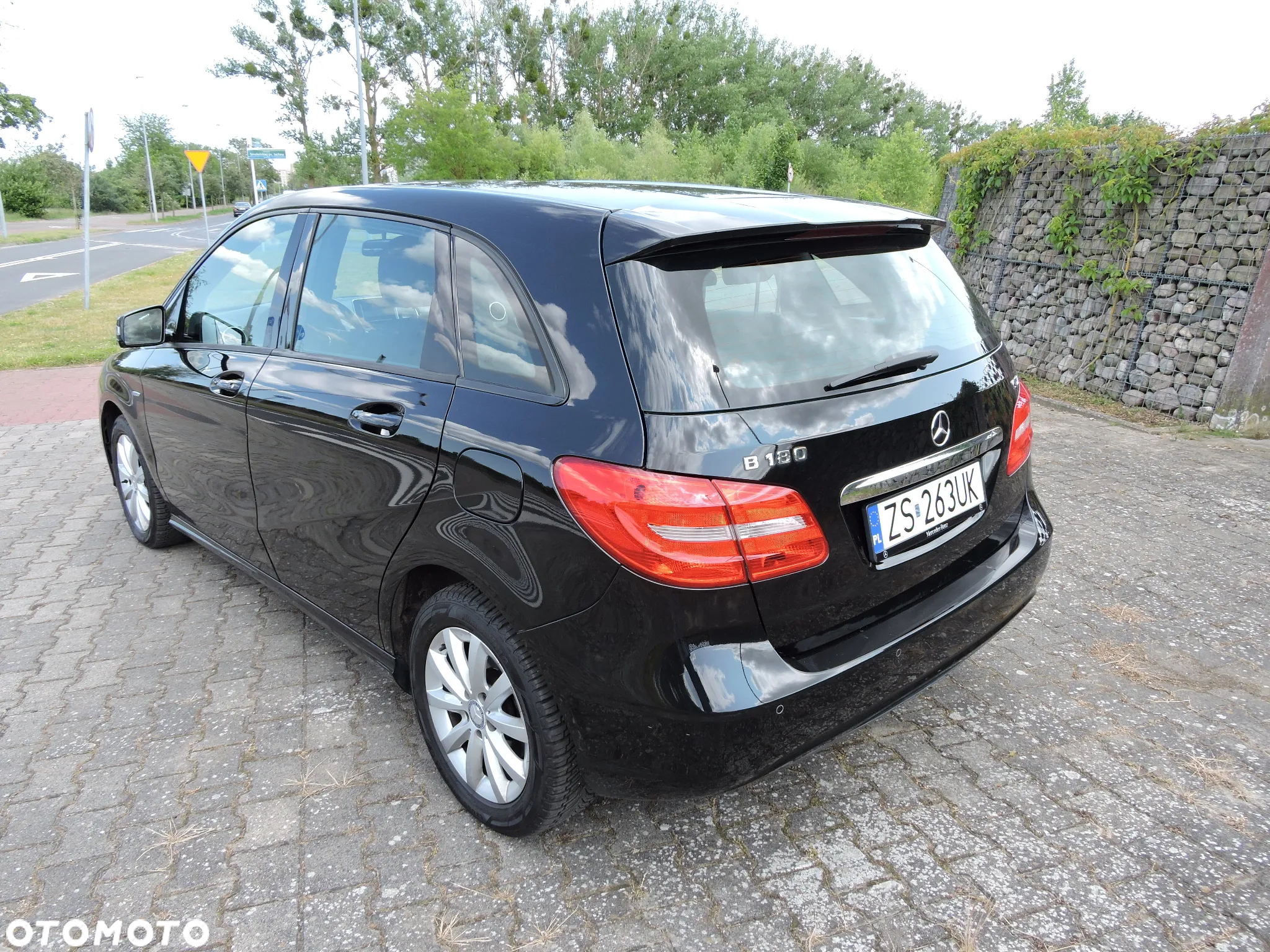 Mercedes-Benz Klasa B 180 CDI (BlueEFFICIENCY) - 9