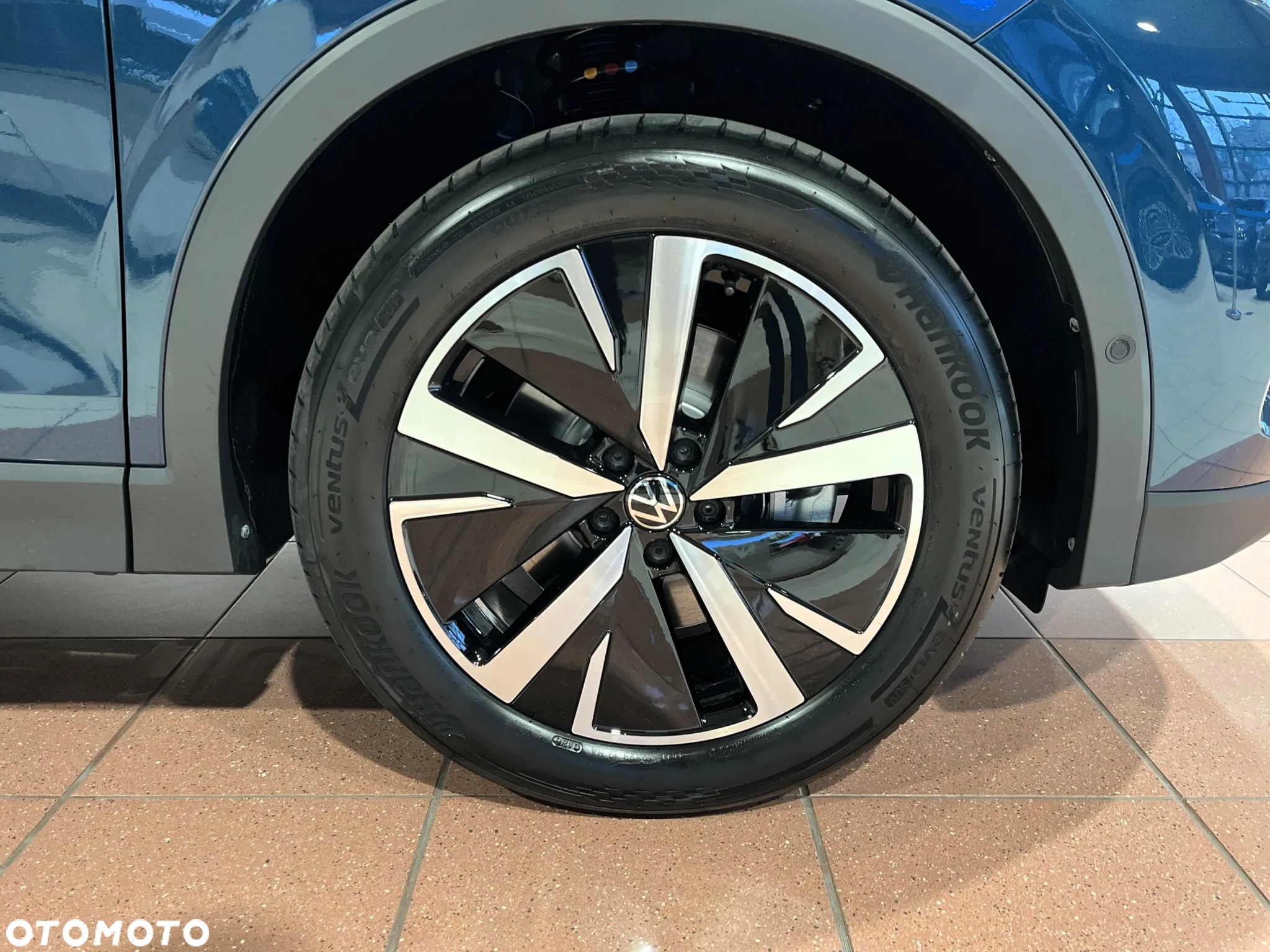Volkswagen Tiguan 2.0 TDI Elegance DSG - 39