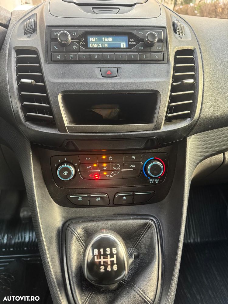 Ford Transit Conect - 12