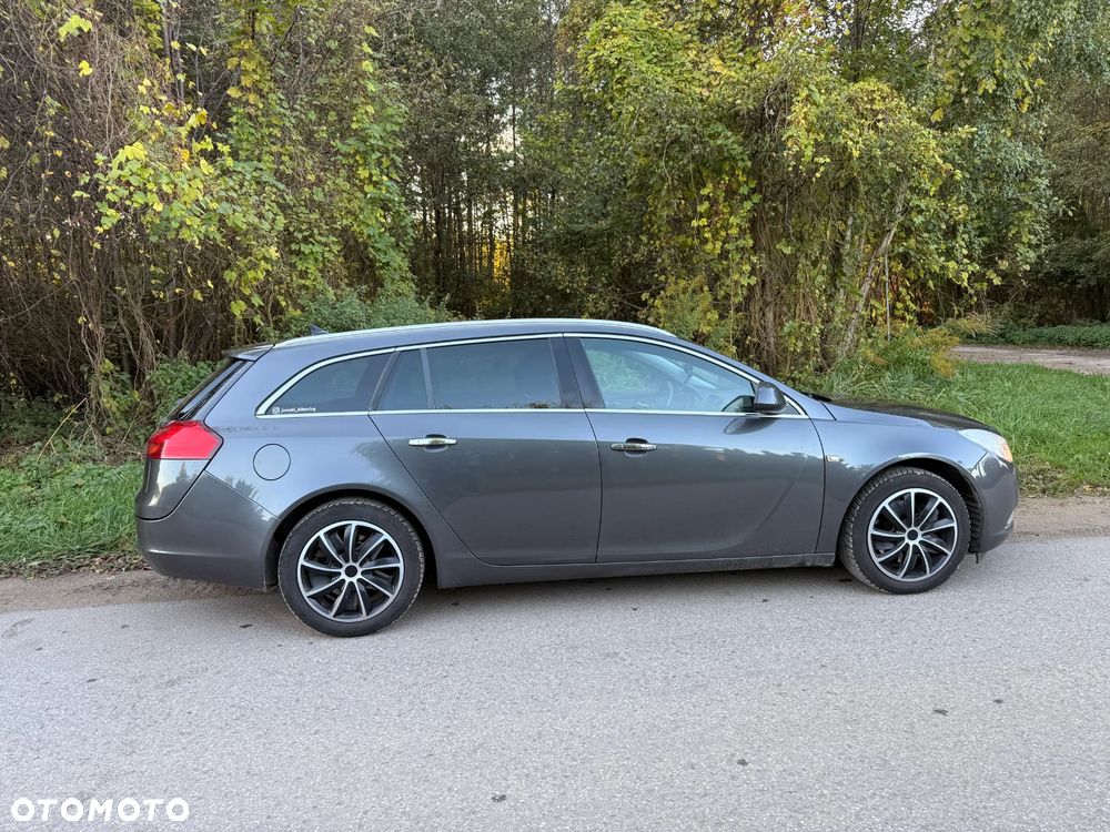 Opel Insignia 2.0 CDTI Cosmo - 11