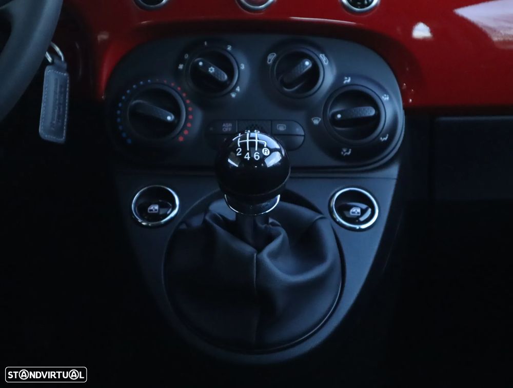 Fiat 500 1.0 Hybrid (RED) - 41