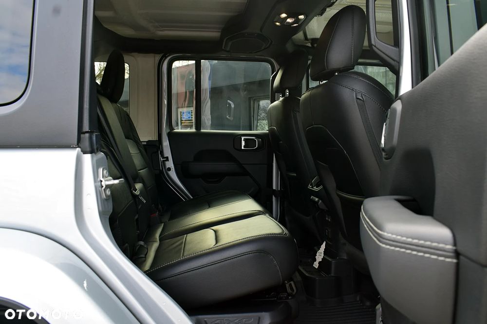 Jeep Wrangler 2.0 4xe Plug-In Hybrid Hardtop Sahara - 7
