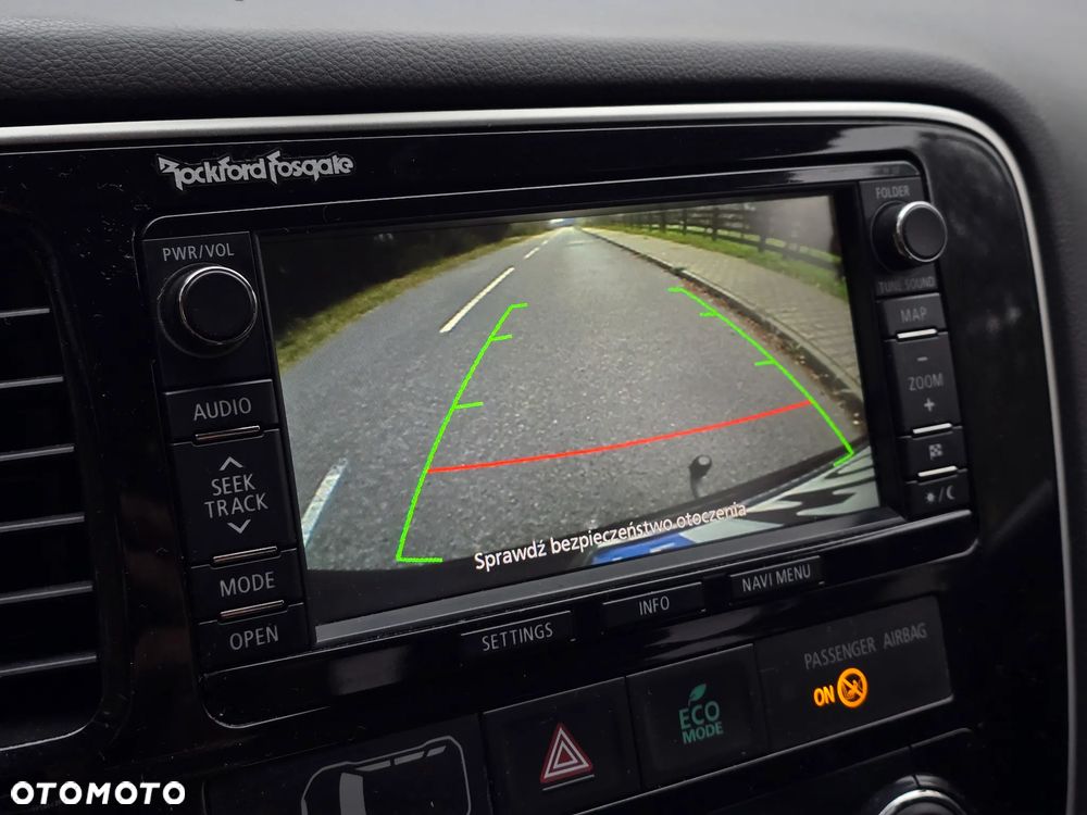 Mitsubishi Outlander - 7