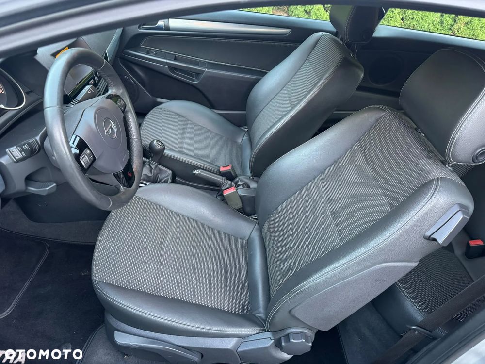 Opel Astra - 9
