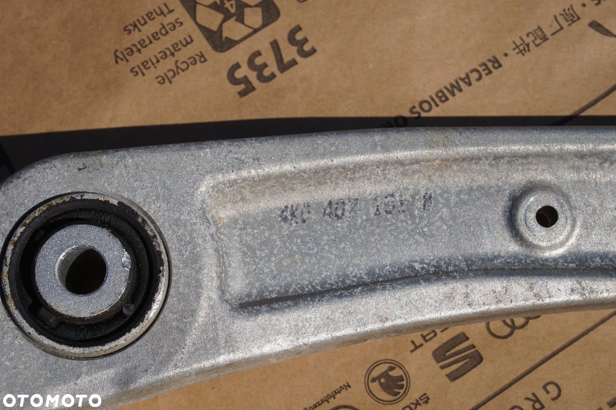 WAHACZ PRAWY AUDI A6 C8 4K 4M0407156E - 2