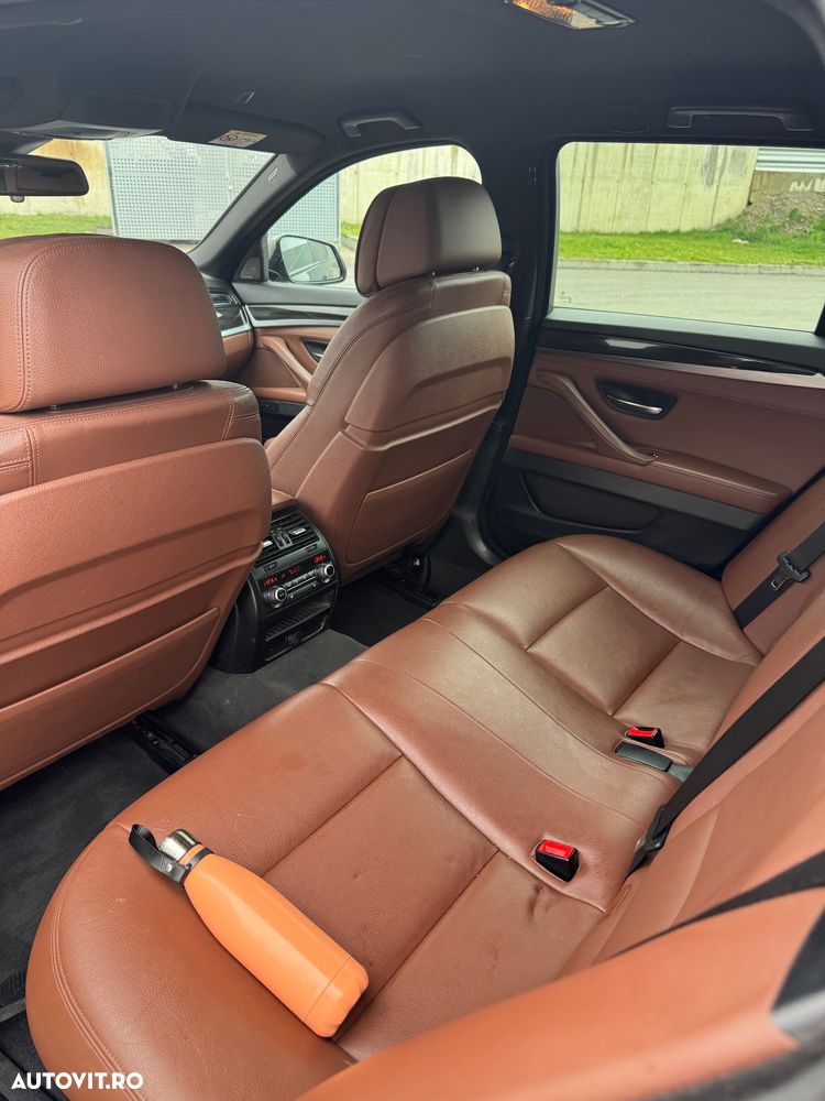 BMW Seria 5 M550d xDrive - 19