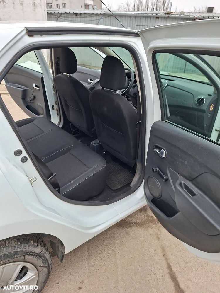 Dacia Logan - 8