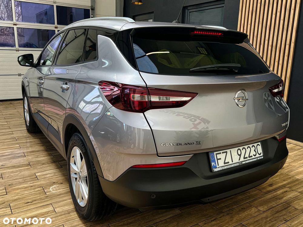Opel Grandland X - 11