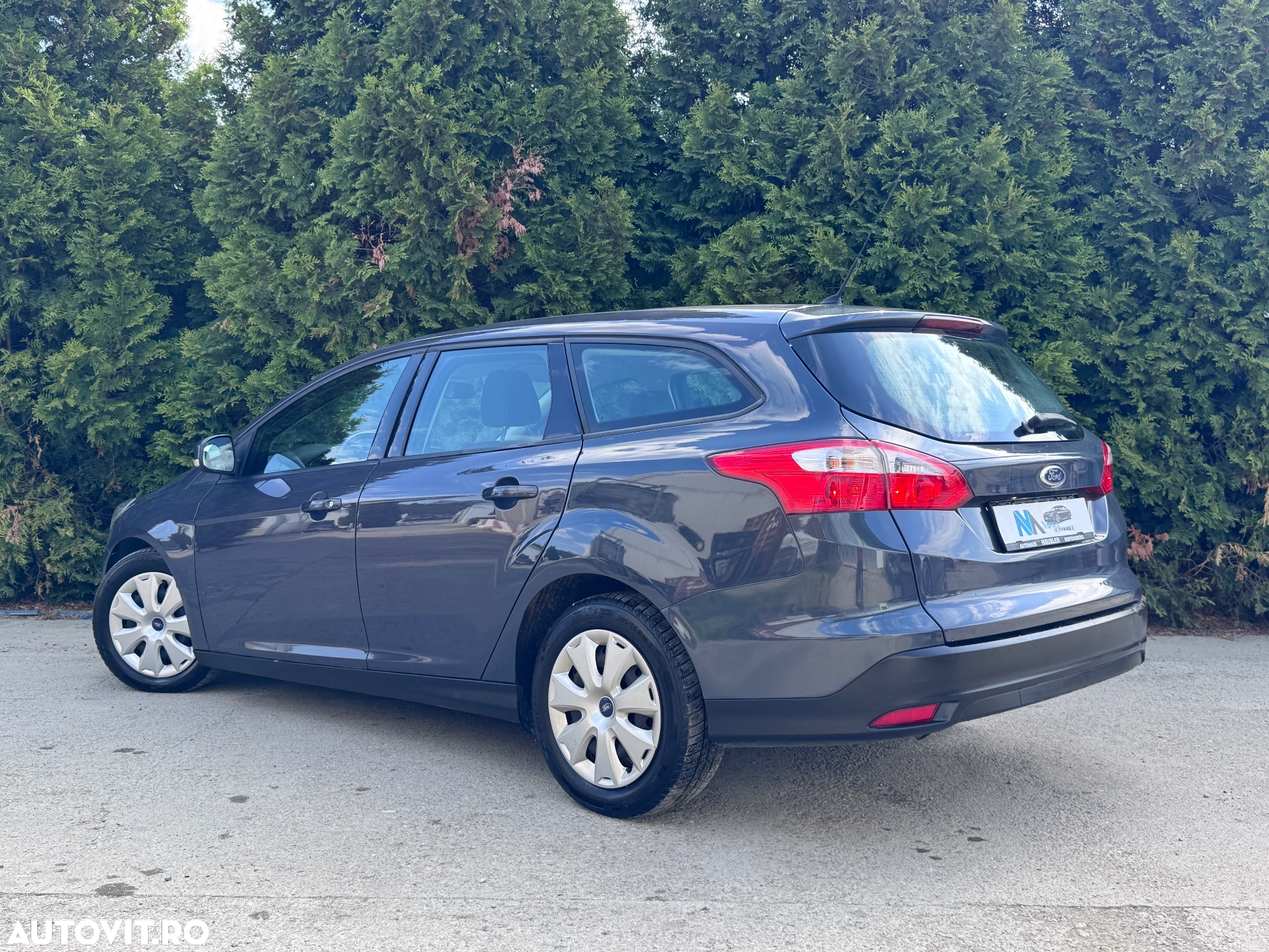 Ford Focus 1.6 TDCI DPF Ambiente - 4