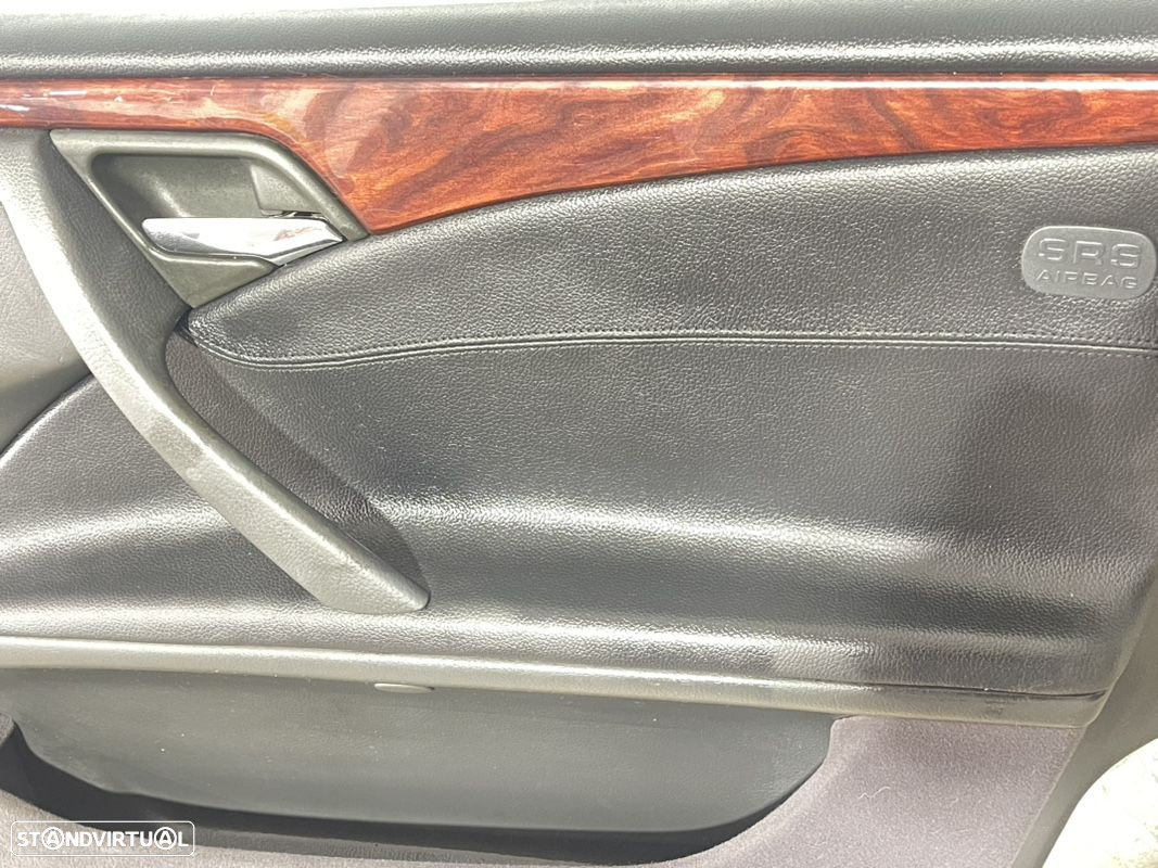 Quartela forro porta F.Dta Mercedes Classe E w210 - 4