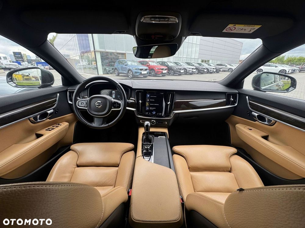 Volvo S90 - 24