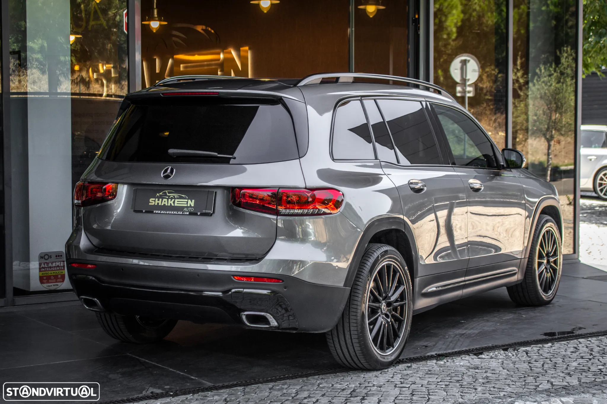 Mercedes-Benz GLB 200 d 4Matic - 4
