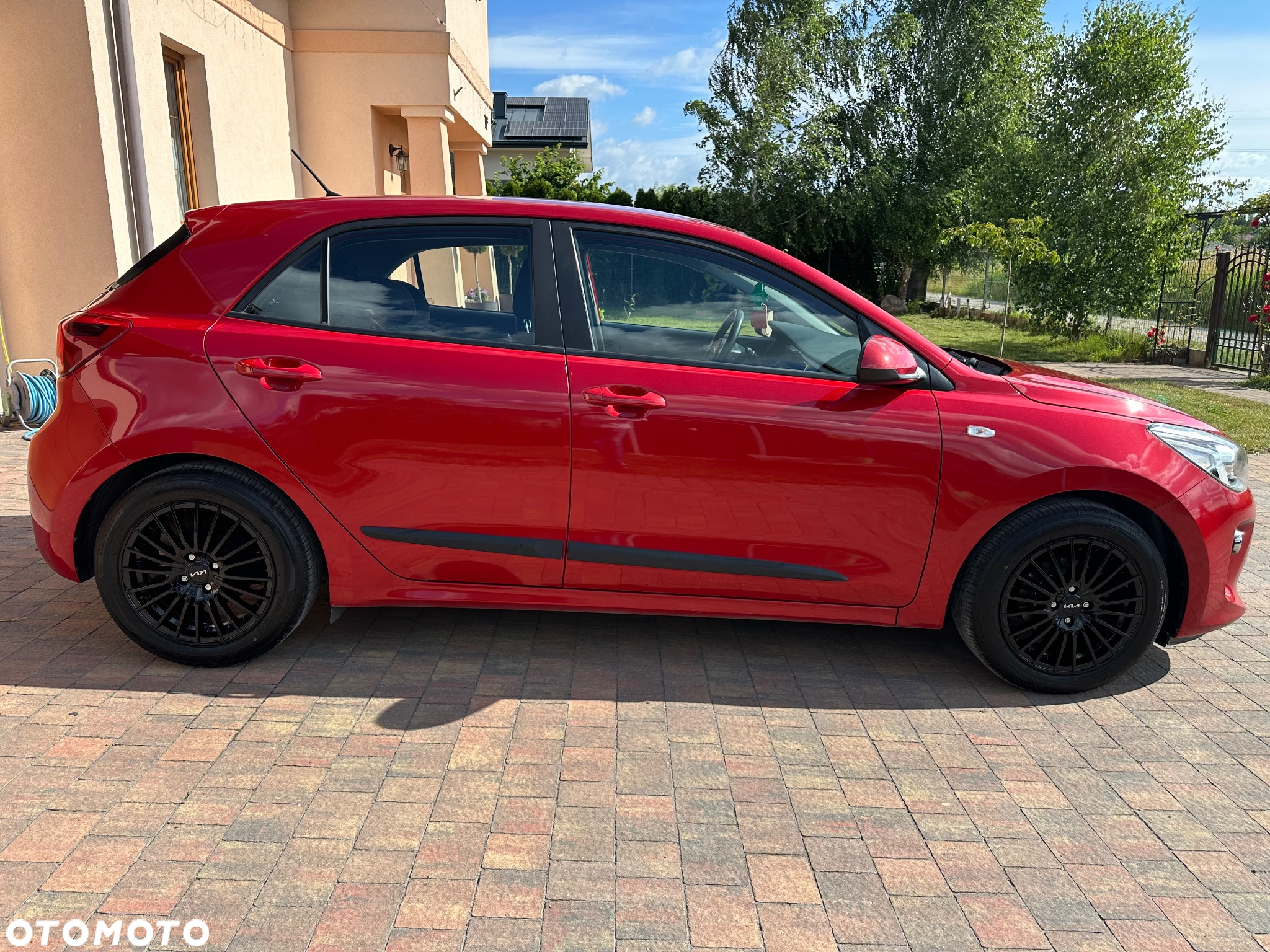 Kia Rio 1.2 L - 2