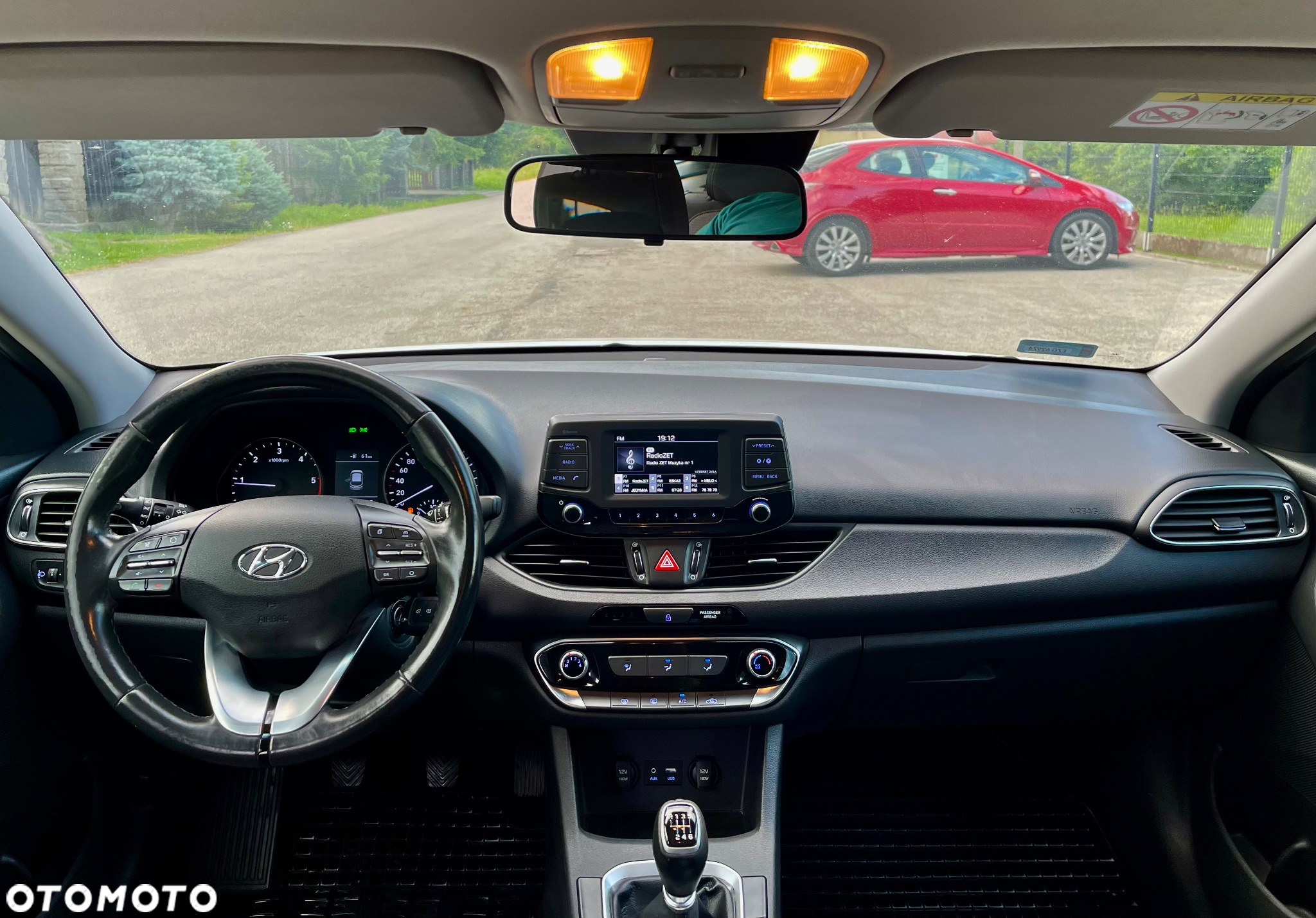 Hyundai i30 1.6 D Comfort - 11
