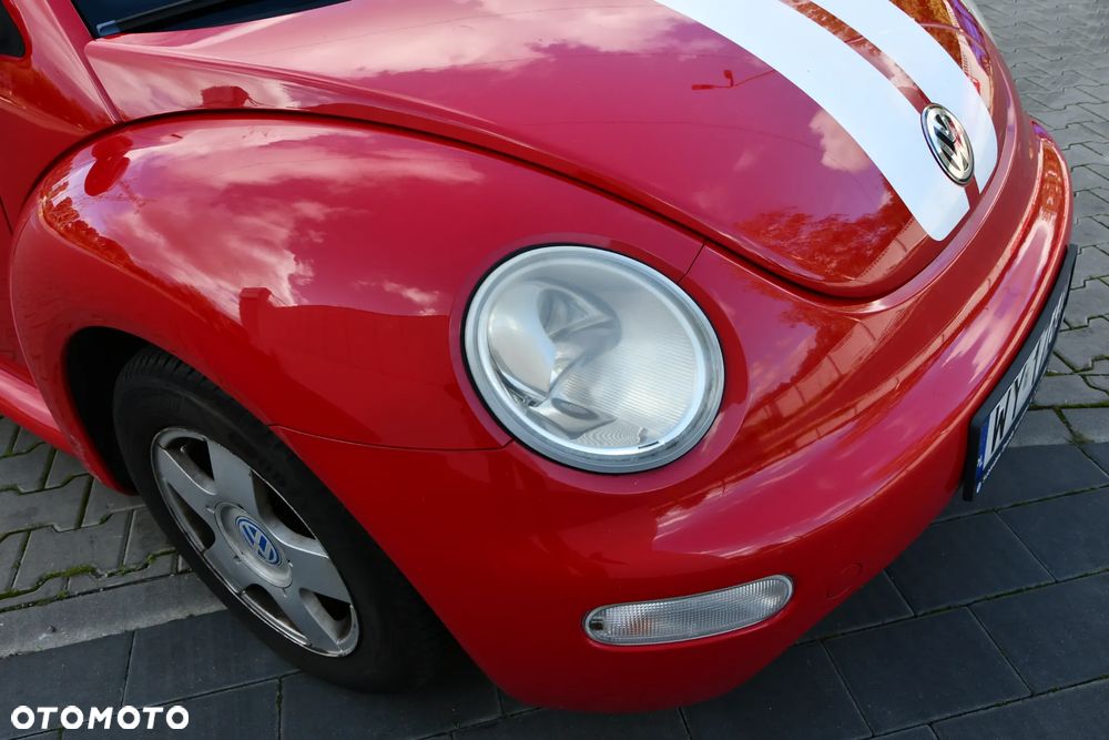 Volkswagen New Beetle 1.6 - 8