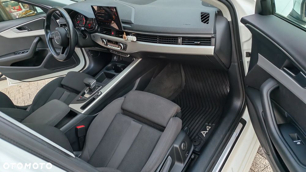 Audi A4 Avant 40 TDI quattro S tronic advanced - 38