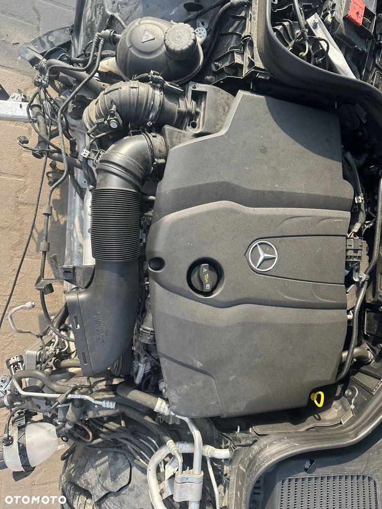 Mercedes-Benz GLC - 12