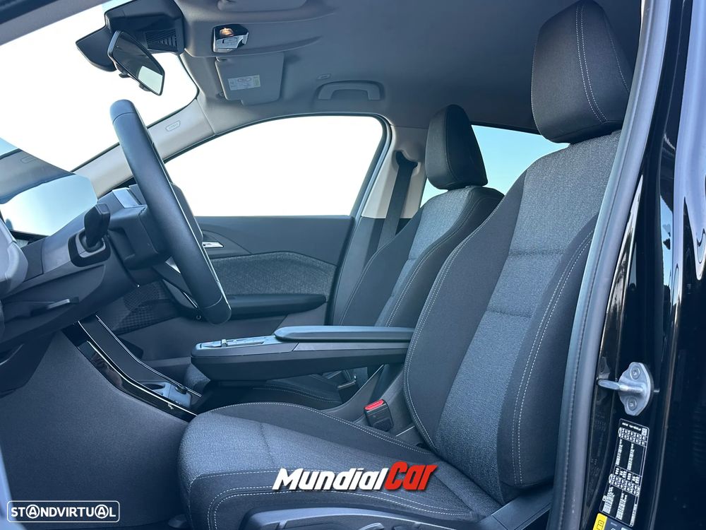 BMW iX2 eDrive20 - 22