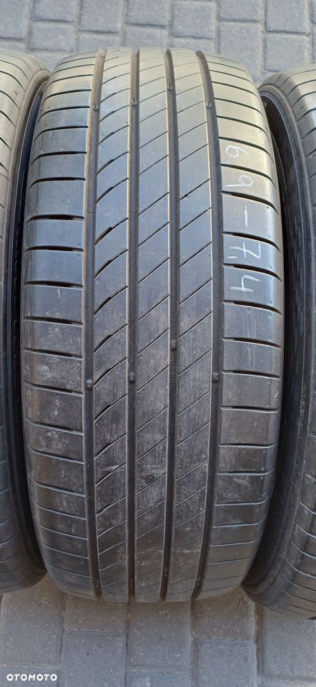 235/45R20 100W KUMHO , komplet opon letnich. - 4