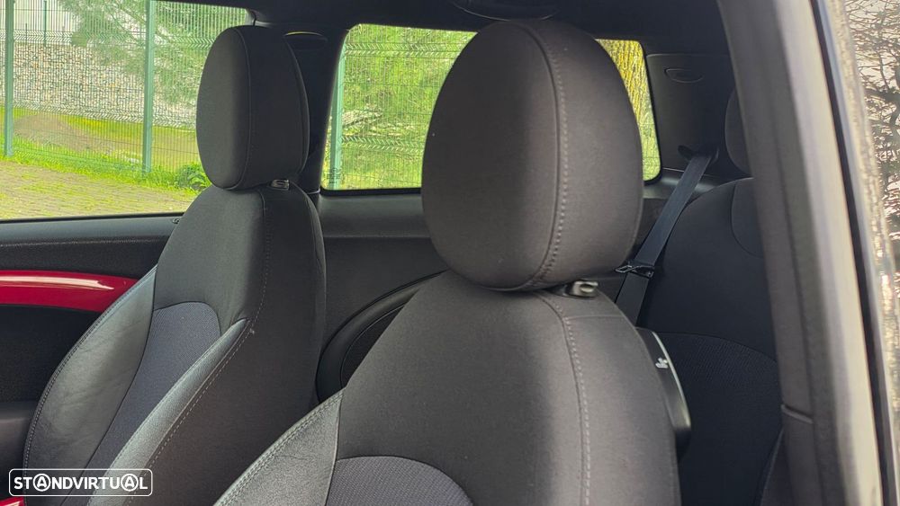 MINI 3 Portas John Cooper Works - 15