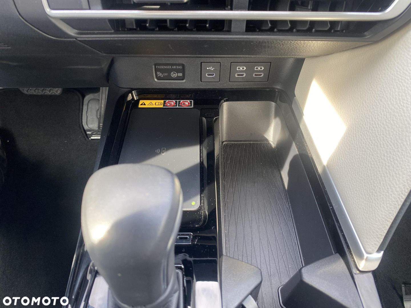 Toyota Camry - 20