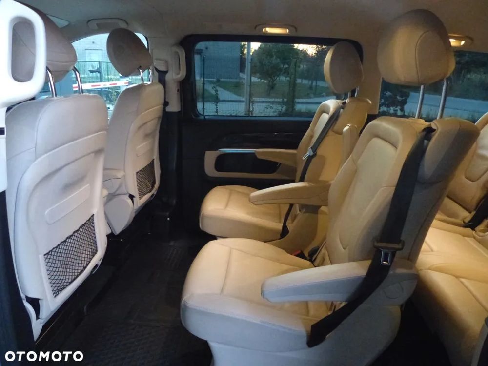 Mercedes-Benz Klasa V 300 d 4-Matic Avantgarde 9G-Tronic (d³ugi) - 19