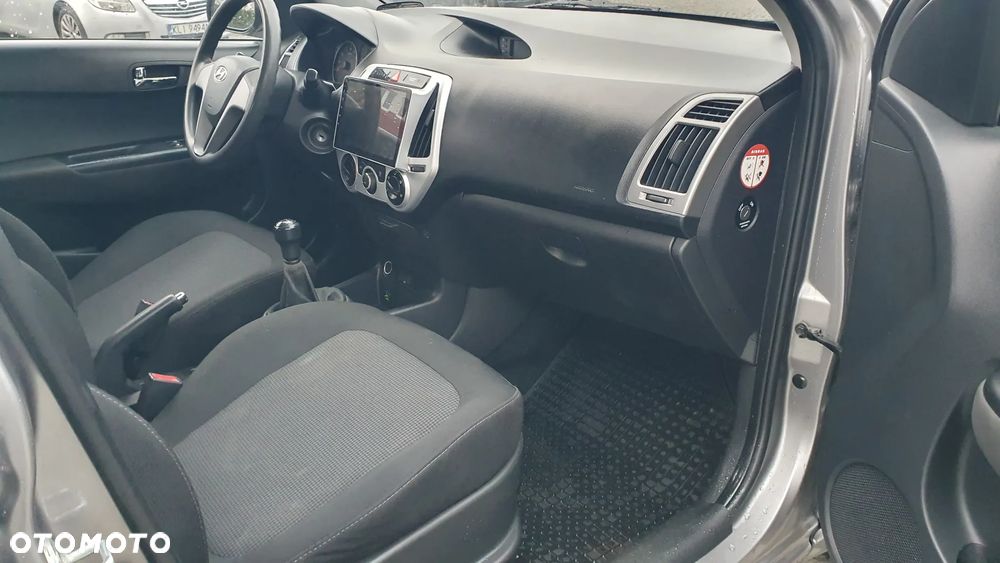 Hyundai i20 1.25 Style - 11