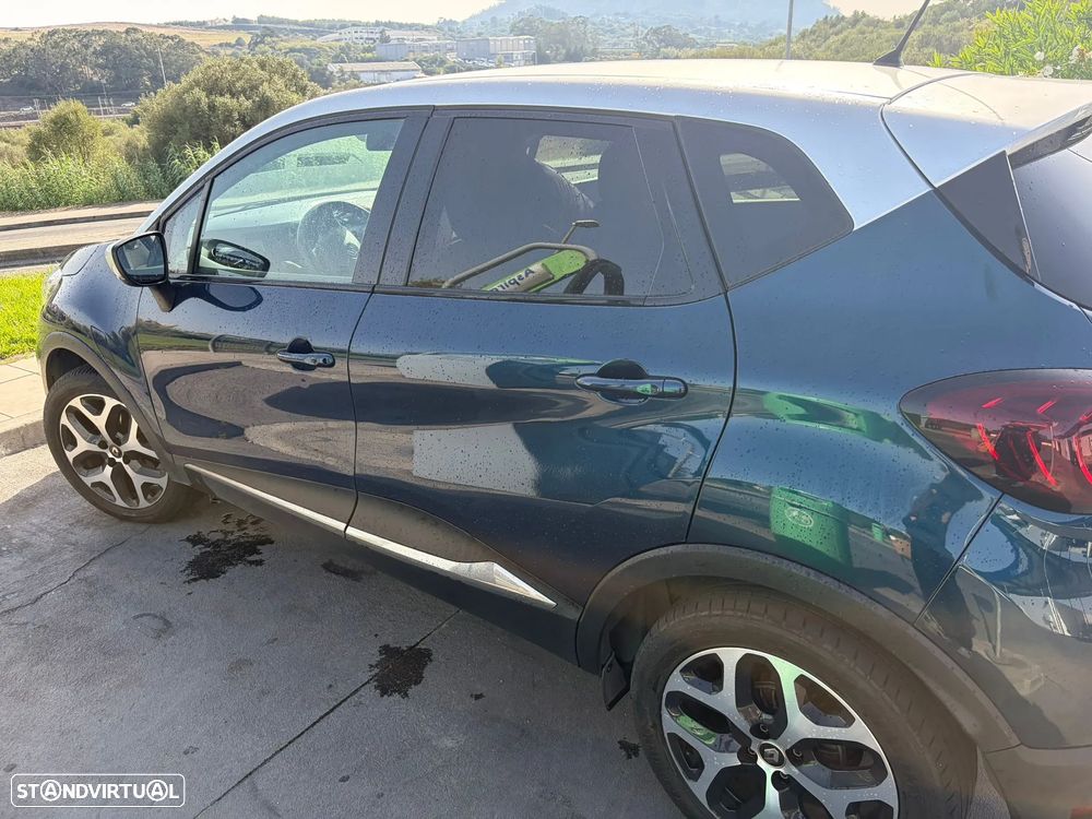 Renault Captur 0.9 TCE Exclusive - 2