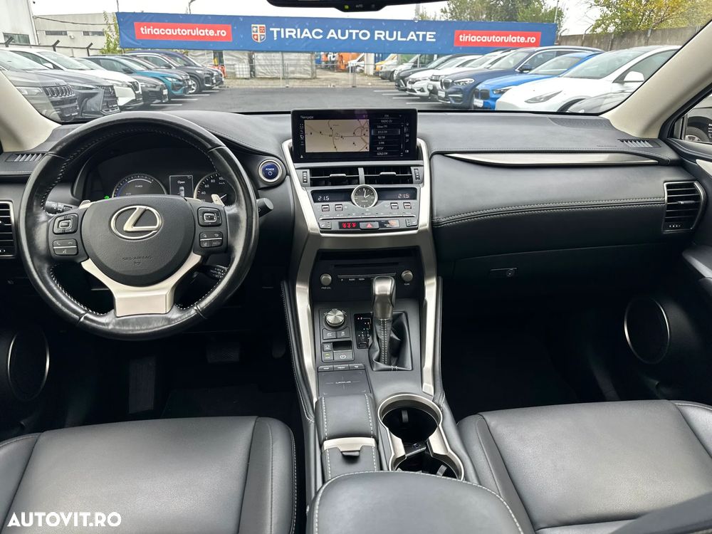 Lexus Seria NX - 9