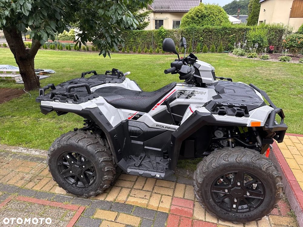 Polaris Sportsman - 1
