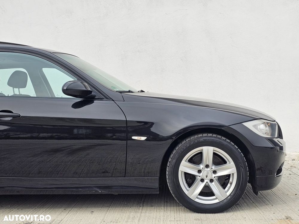 BMW Seria 3 320d DPF Aut. - 13