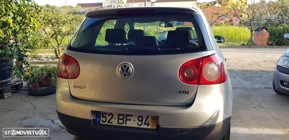 VW Golf 1.9 TDi DPF Comfortline - 2