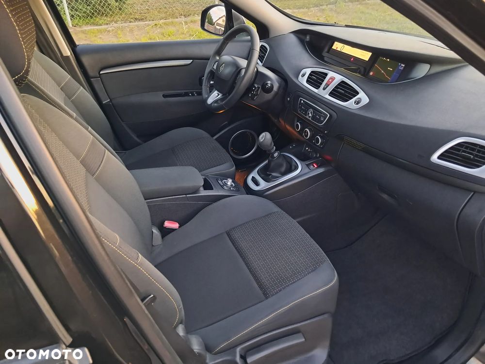 Renault Grand Scenic 1.6 16V 110 Dynamique - 19