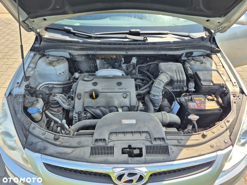 Hyundai i30 1.6 Style - 14