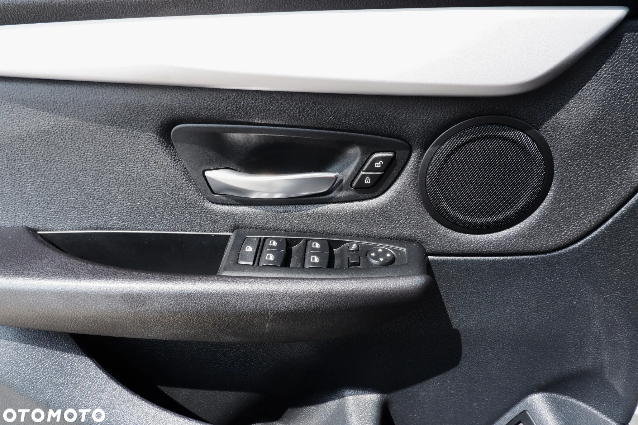 BMW Seria 2 216d Active Tourer Advantage - 25
