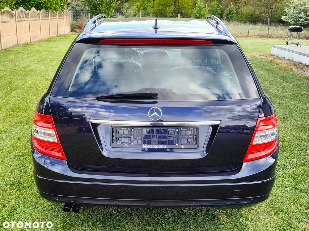 Mercedes-Benz Klasa C 200 CDI DPF (BlueEFFICIENCY) Avantgarde - 12