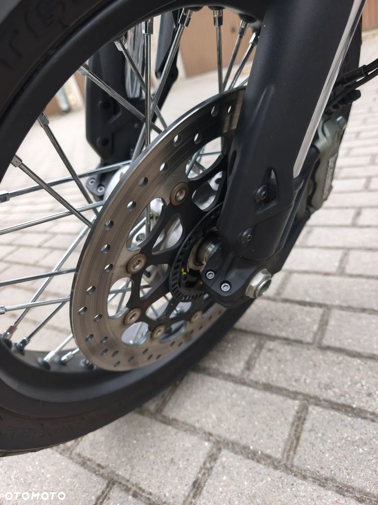 Ducati Scrambler - 22