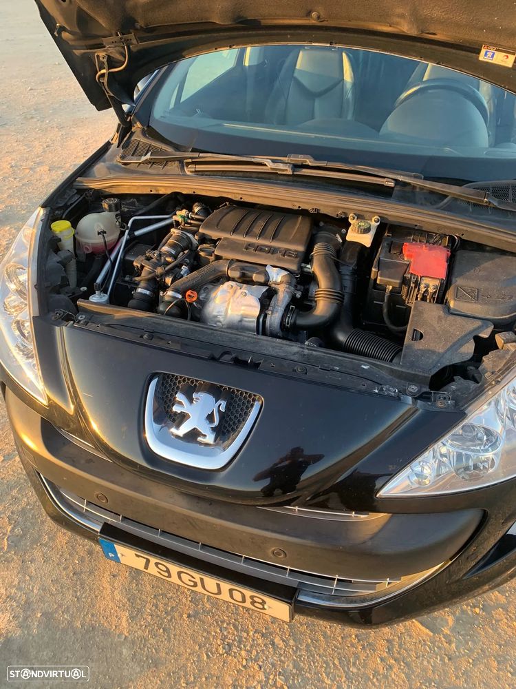 Peugeot 308 SW 1.6 HDi Executive CVM6 - 18