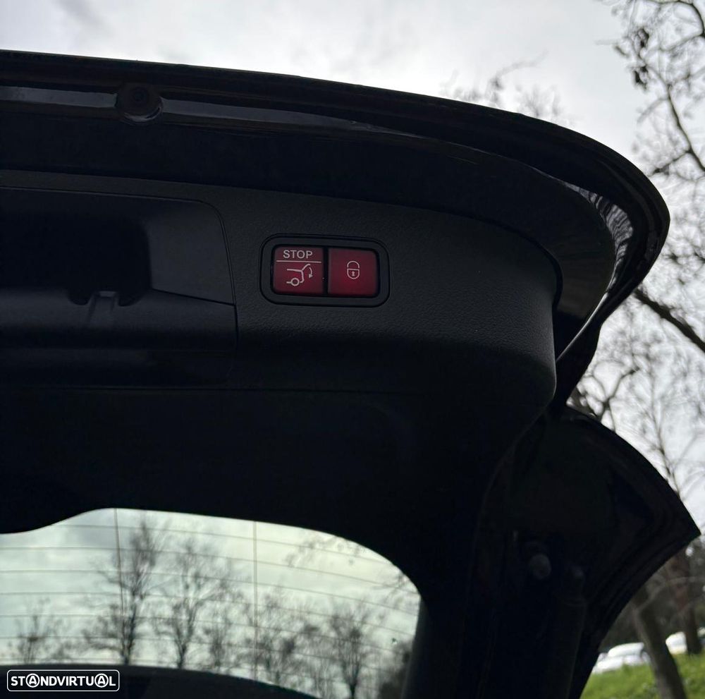 Mercedes-Benz GLA 250 e AMG Line - 12