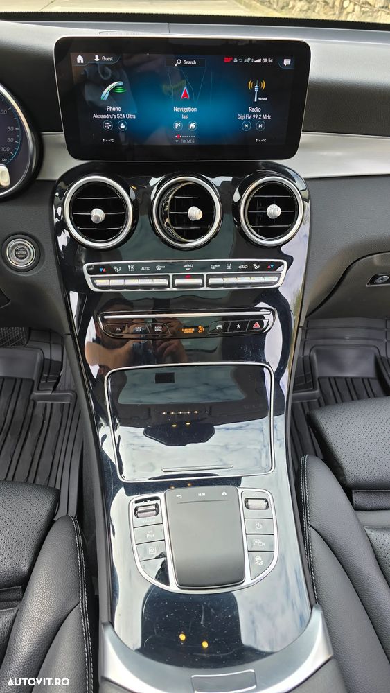 Mercedes-Benz GLC - 30