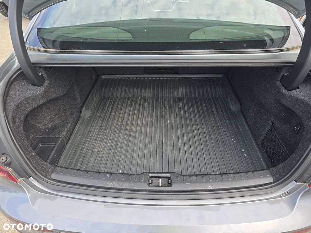 Volvo S60 T6 AWD R-Design - 13
