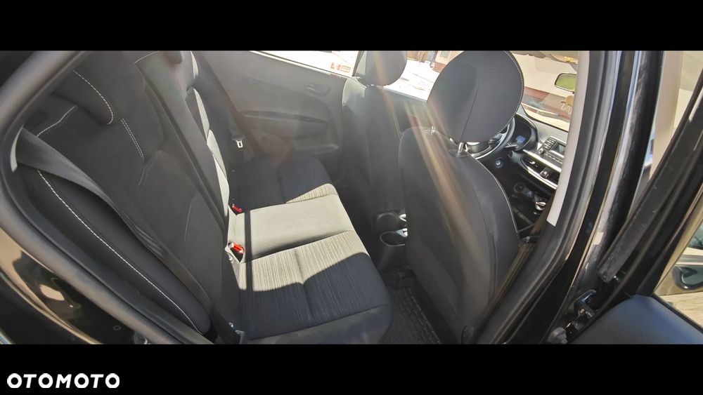 Kia Picanto - 17