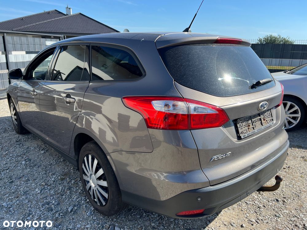 Ford Focus - 8