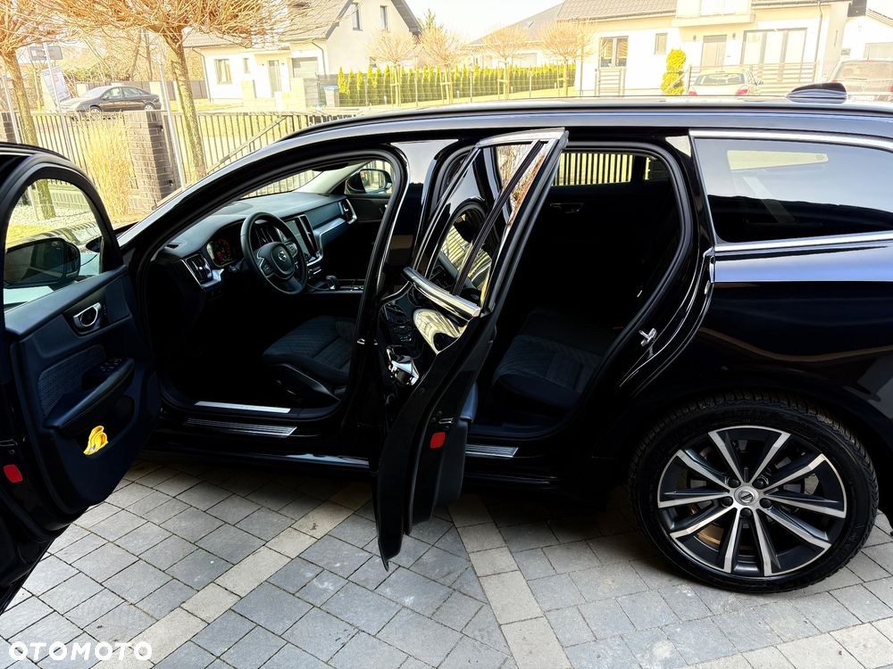Volvo V60 B4 B Momentum Pro - 18