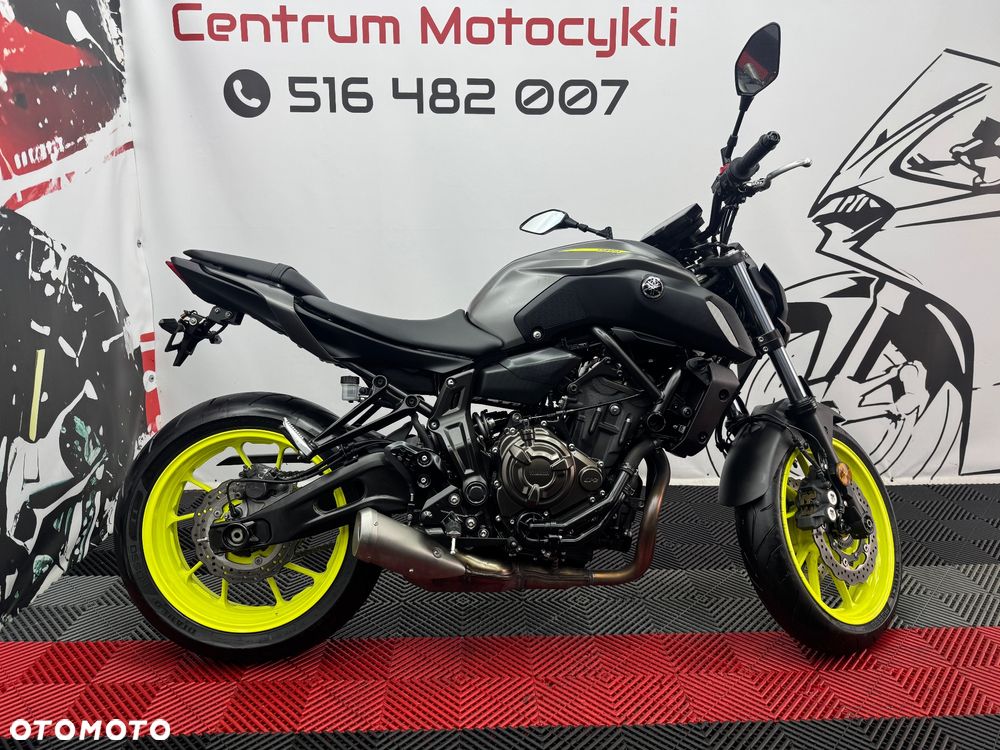 Yamaha MT - 2