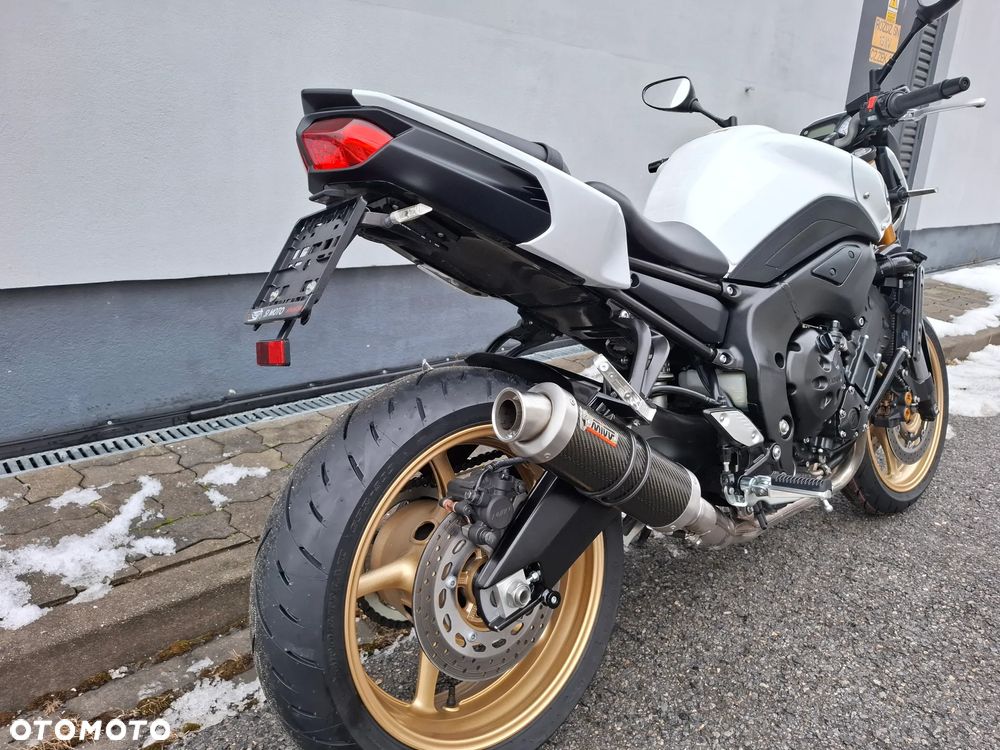 Yamaha FZ8 - 10