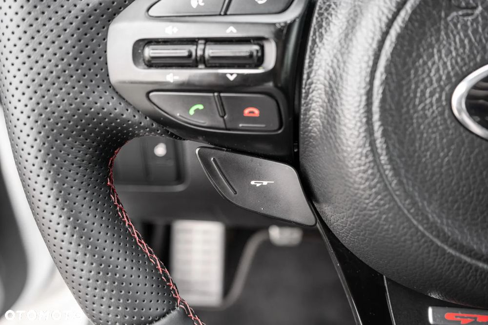 Kia Ceed 1.6 T-GDI GT-Track - 18