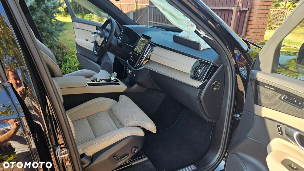 Volvo XC 90 - 33