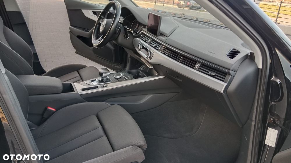 Audi A4 Avant - 6